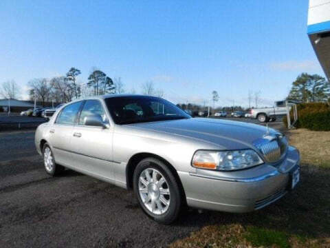 2009 Lincoln Town Car for sale at Joe Lee Chevrolet in Clinton AR