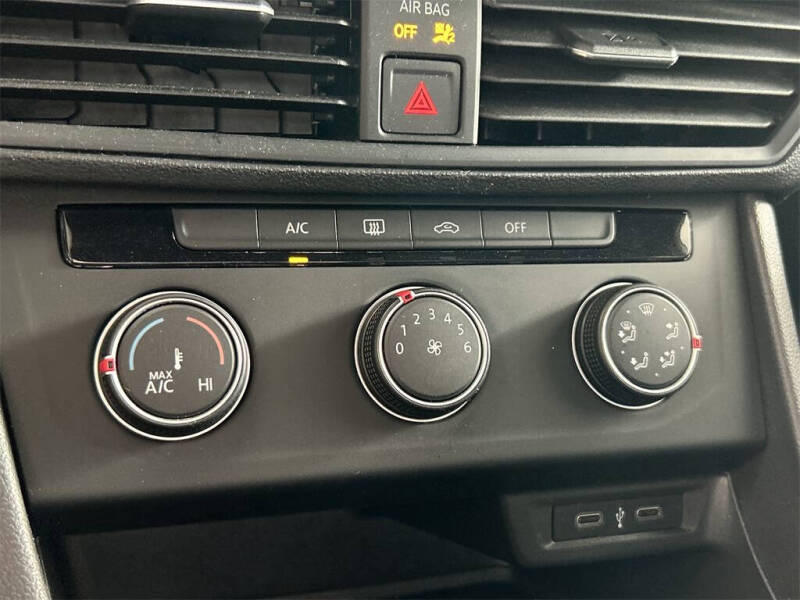 2023 Volkswagen Jetta Sport