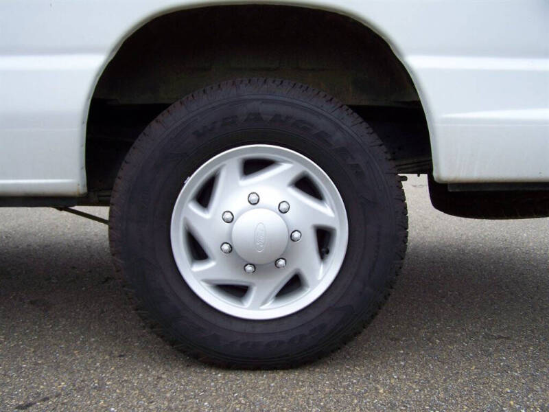 2009 Ford E-Series E-350 SD