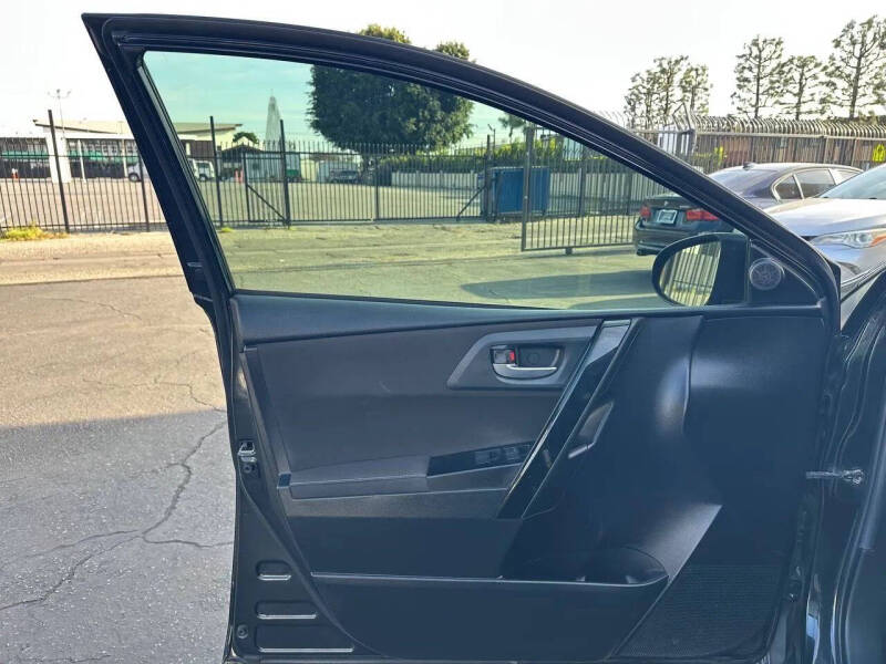 2017 Toyota Corolla iM