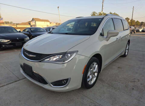 2020 Chrysler Pacifica Touring L Plus