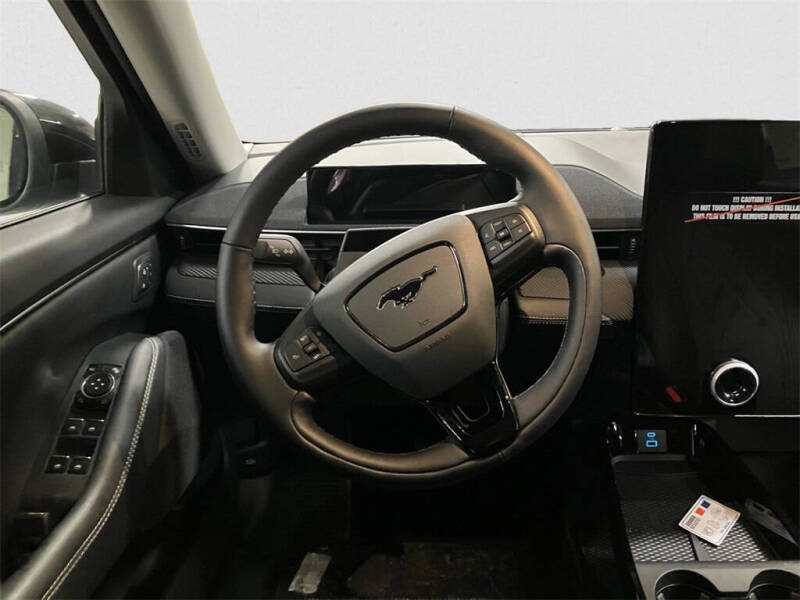 2024 Ford Mustang Mach-E Select