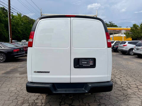 2019 Chevrolet Express 2500