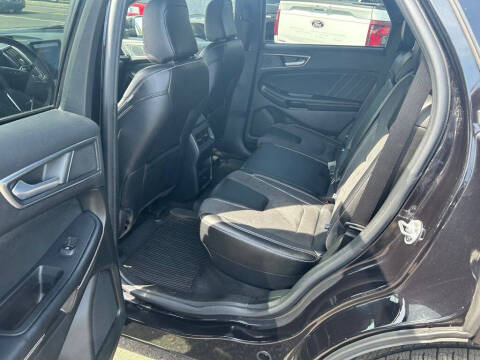 2022 Ford Edge ST