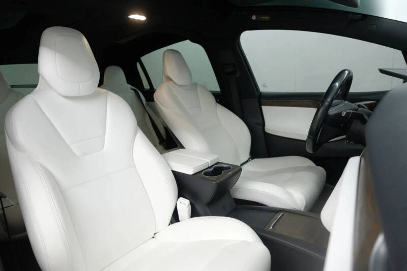 2016 Tesla Model X