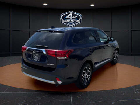 2017 Mitsubishi Outlander ES