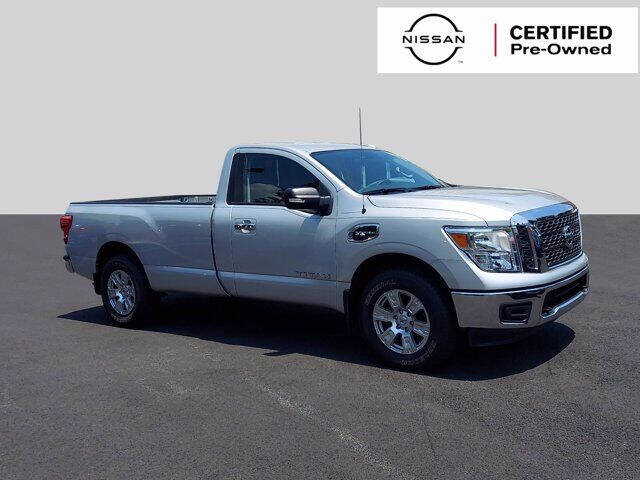 2017 Nissan Titan SV