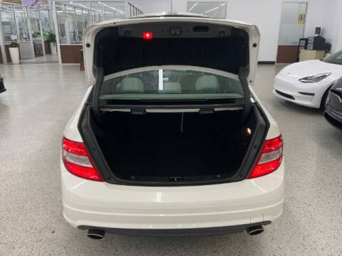 2011 Mercedes-Benz C-Class C 300 Luxury