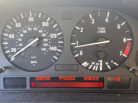 2002 BMW 5 Series 530i