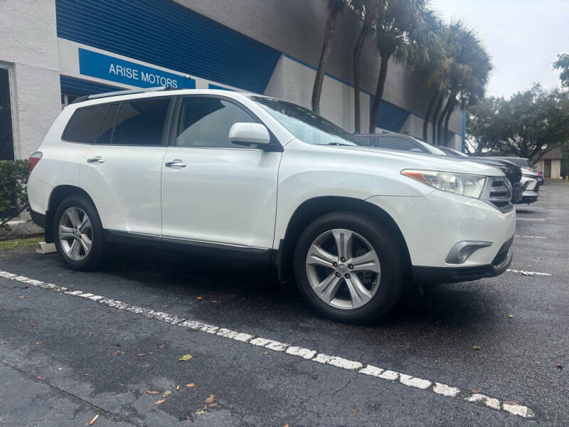 2013 Toyota Highlander for sale at ARISE MOTORS in Pompano Beach FL