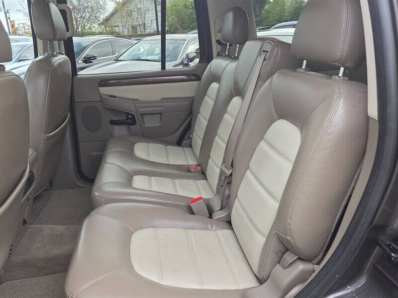 2005 Ford Explorer Eddie Bauer