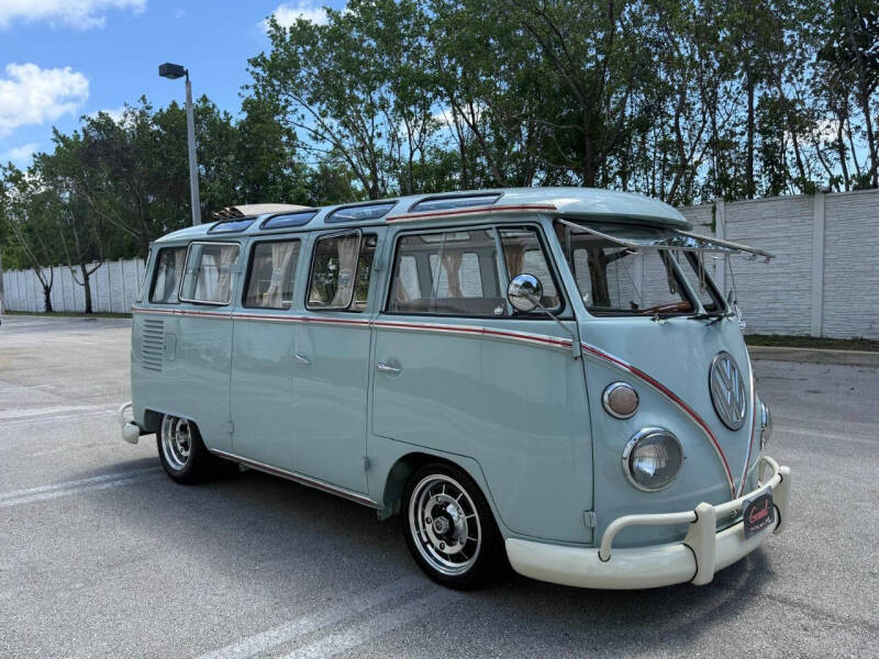 1972 Volkswagen Bus