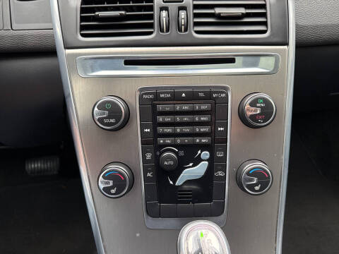 2013 Volvo XC60 T6 Premier Plus