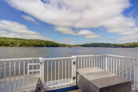 2000 FUN COUNTRY HOUSE BOAT