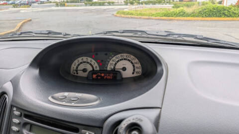 2000 Toyota Funcargo Yaris