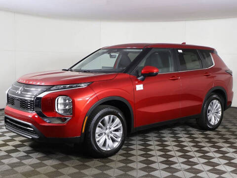 2025 Mitsubishi Outlander ES