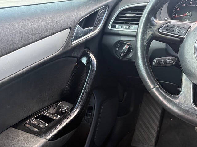 2017 Audi Q3 2.0T quattro Premium