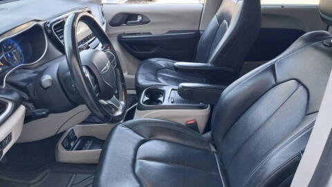 2021 Chrysler Pacifica Touring L