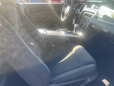 2010 Ford Mustang V6