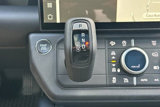 2026 Land Rover Defender 110 P300 S