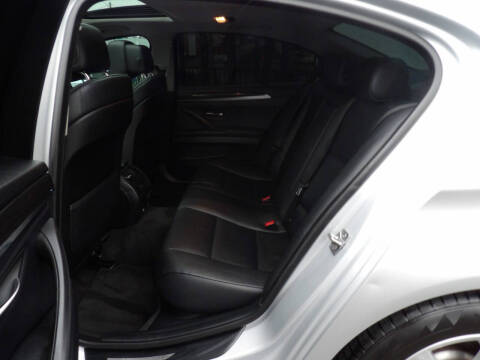 2012 BMW 5 Series 528i