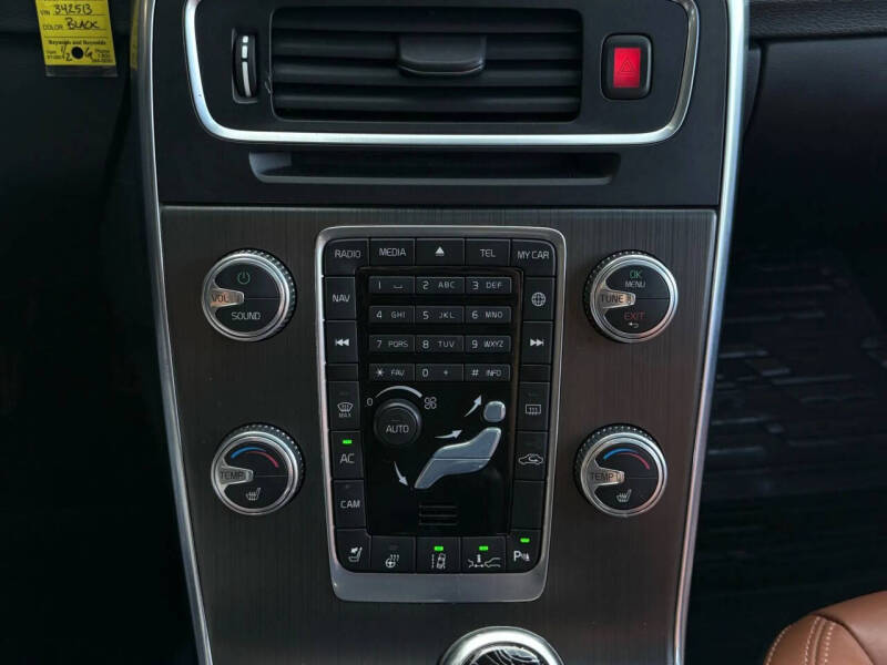 2015 Volvo S60 T5 Platinum