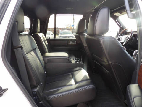 2016 Lincoln Navigator Select