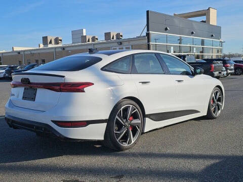 2025 Audi S6 Sportback e-tron quattro Prestige