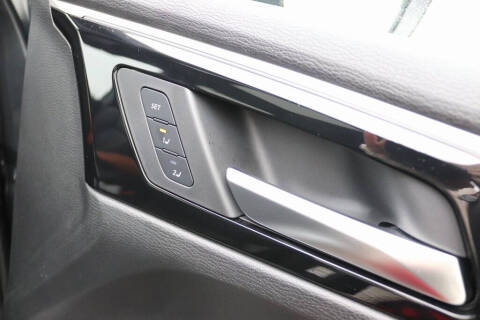 2025 Mitsubishi Outlander PHEV SEL