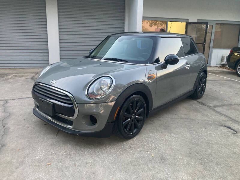 2017 MINI Hardtop 2 Door Cooper