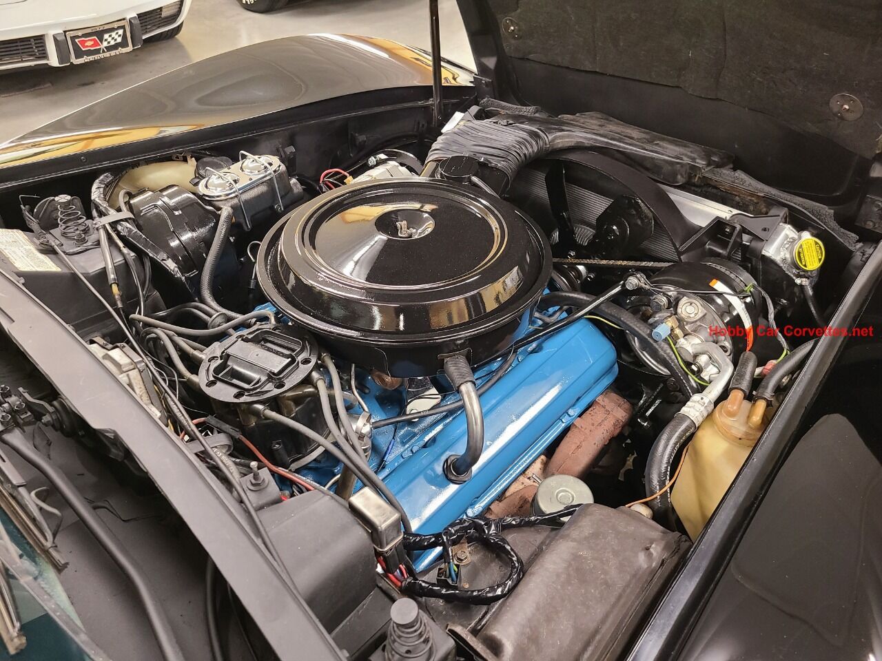 1977 Chevrolet Corvette 41