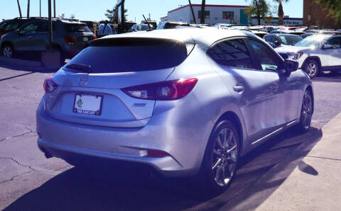 2018 Mazda MAZDA3 Touring