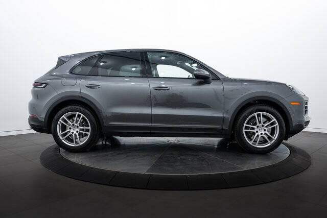 2025 Porsche Cayenne