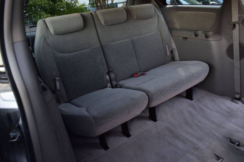 2005 Toyota Sienna