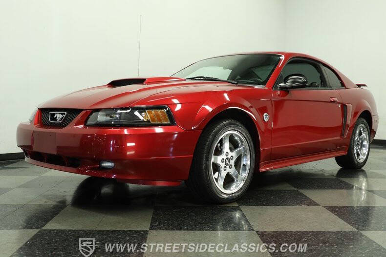 2004 Ford Mustang GT Deluxe
