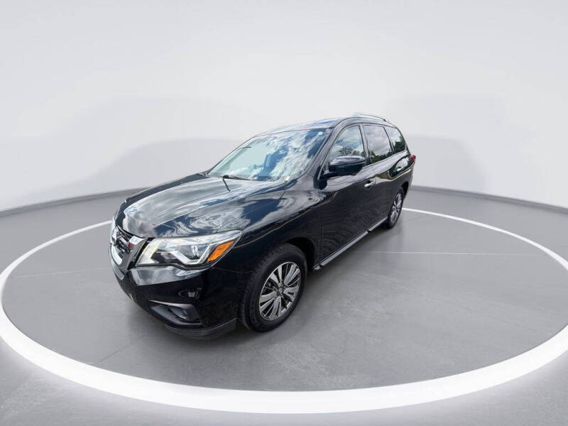 2019 Nissan Pathfinder SL