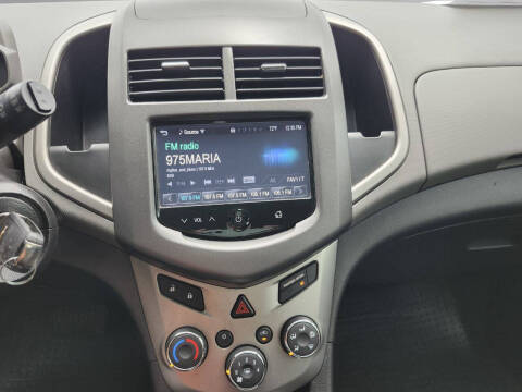 2016 Chevrolet Sonic LT Auto