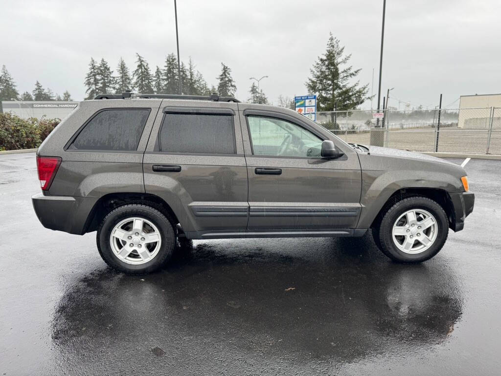 2005 Jeep Grand Cherokee for sale at The Price King Auto in LAKEWOOD, WA