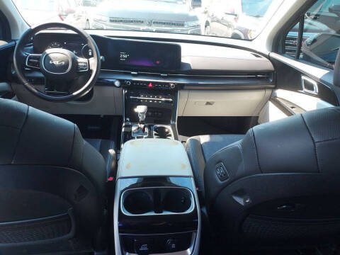 2024 Kia Carnival SX