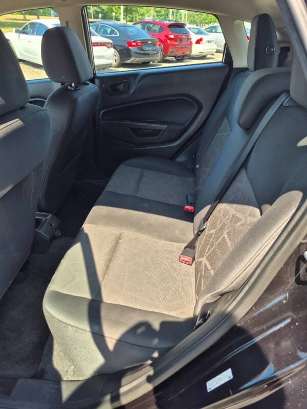 2013 Ford Fiesta SE