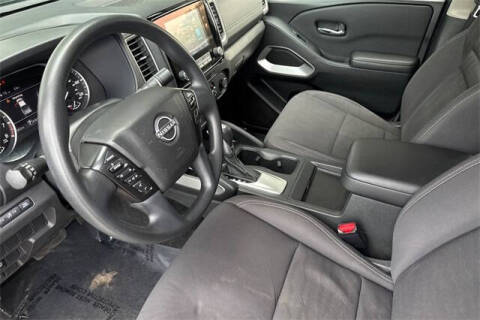 2023 Nissan Frontier SV