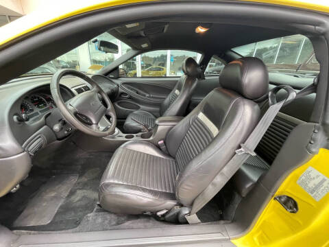 2003 Ford Mustang Mach 1 Premium