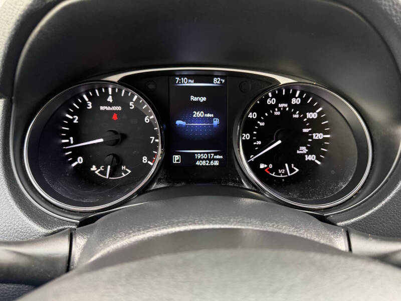 2016 Nissan Rogue S