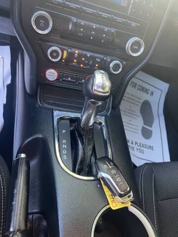 2016 Ford Mustang V6