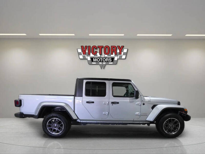 2023 Jeep Gladiator Overland