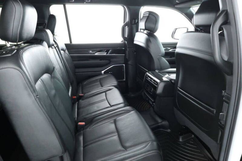 2022 Jeep Wagoneer Series III