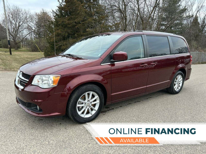 2020 Dodge Grand Caravan SXT photo 1