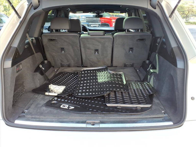 2023 Audi Q7 quattro Premium Plus 45 TFSI