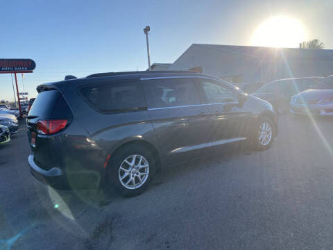 2017 Chrysler Pacifica LX