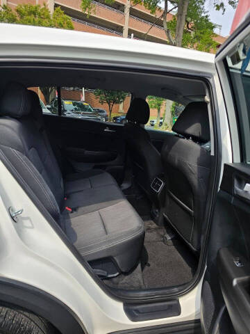 2022 Kia Sportage LX